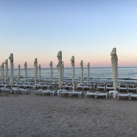 Ely Residence Mamaia Kültér fotó